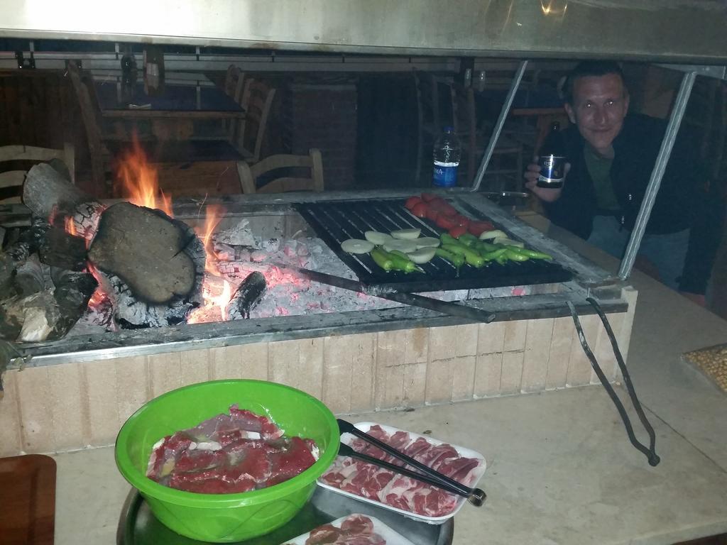 Selenes Pansiyon Kapikiri Exteriér fotografie